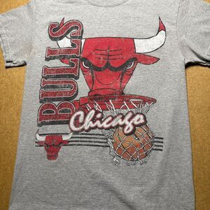 Y2k Chicago Bulls Men's Tee/ Size M/ Great condition